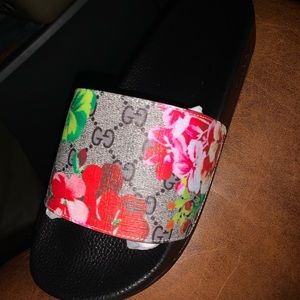 GUCCI men slides size 11